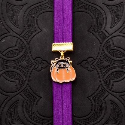 Halloween Black Cat In A Pumpkin Elastic Bookmark
